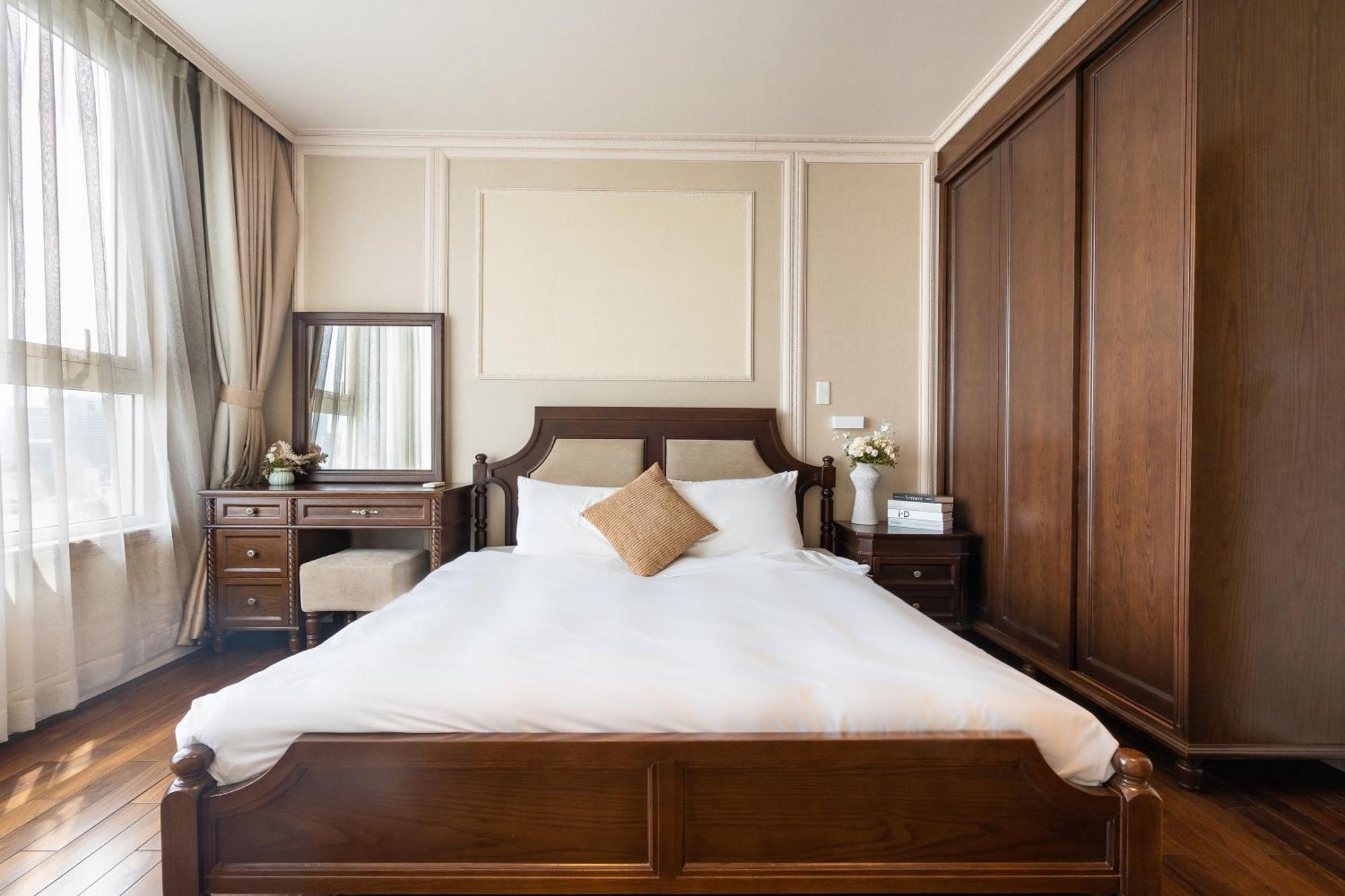 Leman Luxury 2br 3br For Rent In Appart hôtel